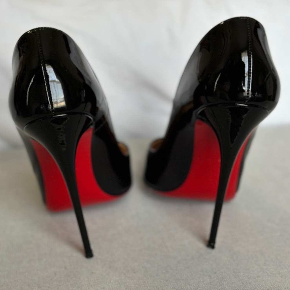 Christian Louboutin - So Kate